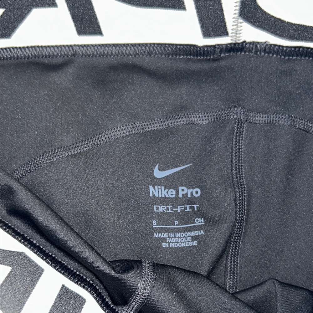 Shorts - Picture 2 of 2